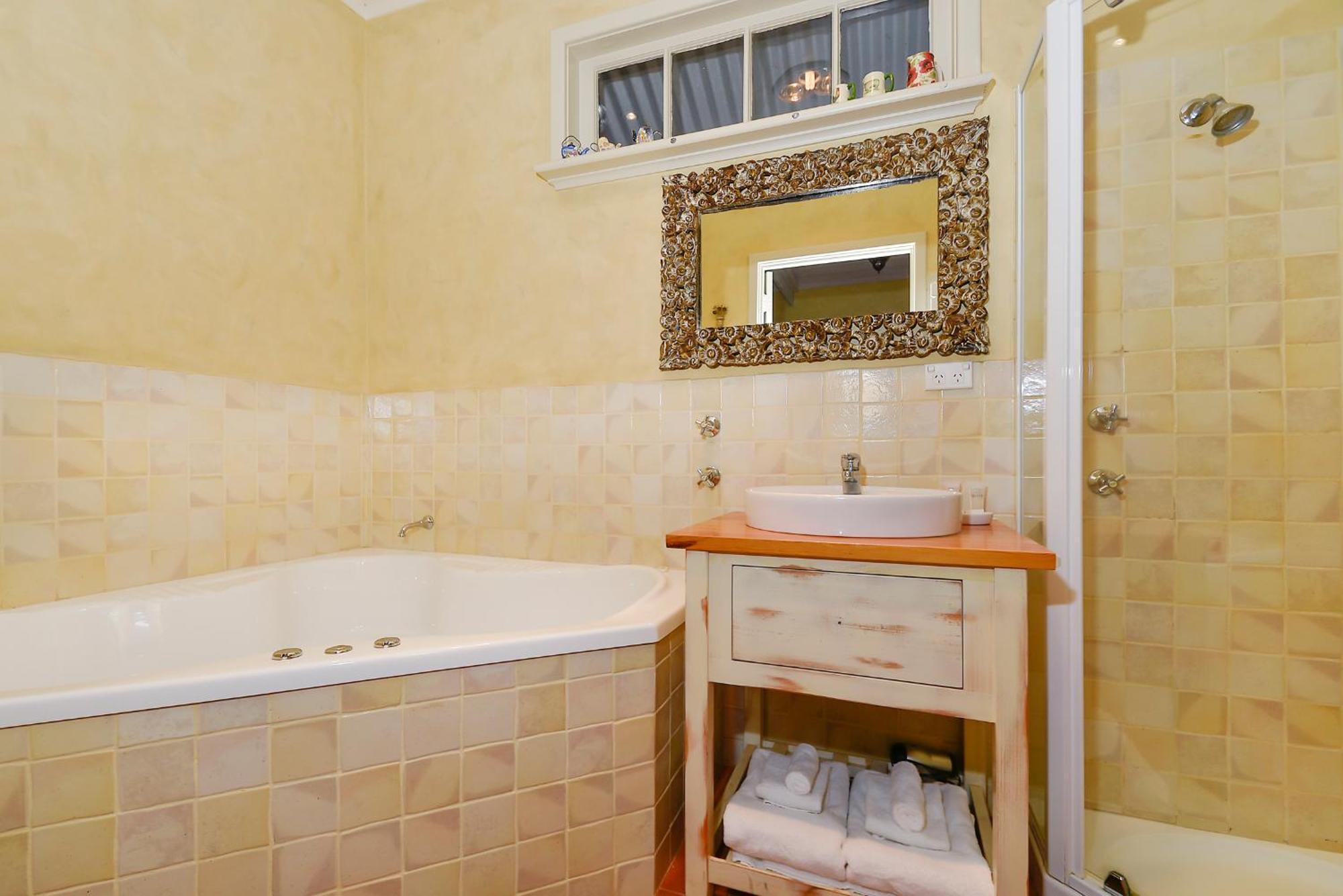 Ford House Bed & Breakfast Bridgetown Bagian luar foto