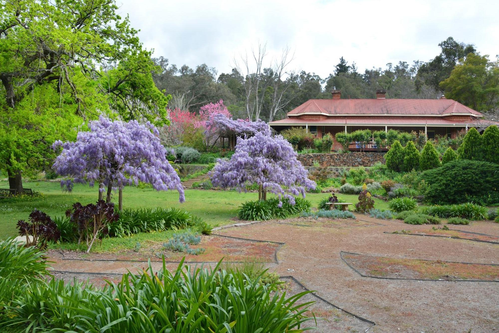 Ford House Bed & Breakfast Bridgetown Bagian luar foto