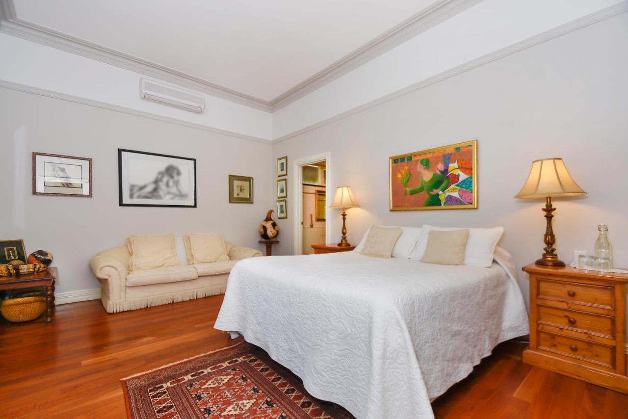 Ford House Bed & Breakfast Bridgetown Bagian luar foto